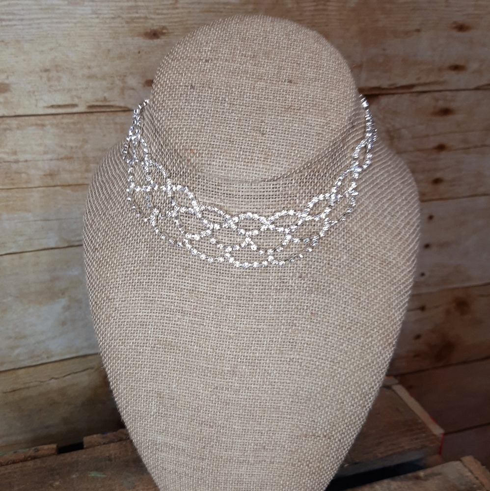 Rhinestone Chocker Necklace